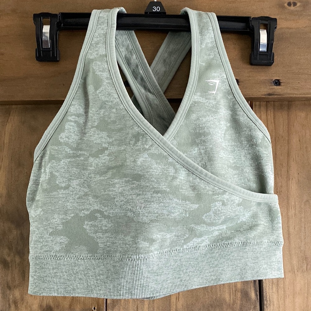 Gymshark camo bra
